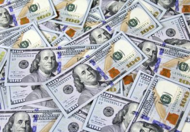 Zákon o konfiškácii ruského majetku vyvoláva obavy z vplyvu na dolár, hoci Yellenová ho chváli