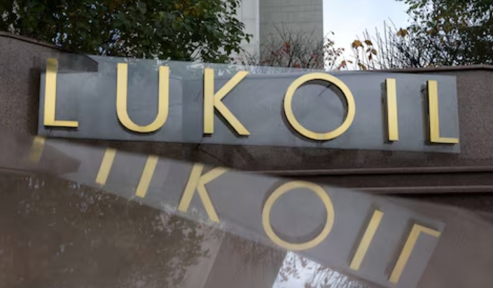 Rusko získa predajom ropy a nafty 4,4 – 4,8 mld. USD