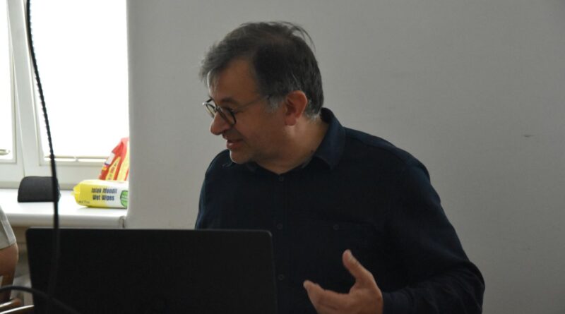 Miroslav Tížik na seminári k 90. narodeninám Dilbar Alievej: Diskontinuita bez osobností, kontinuita v osobnostiach. Reflexie o význame osobností v slovenskej sociológii